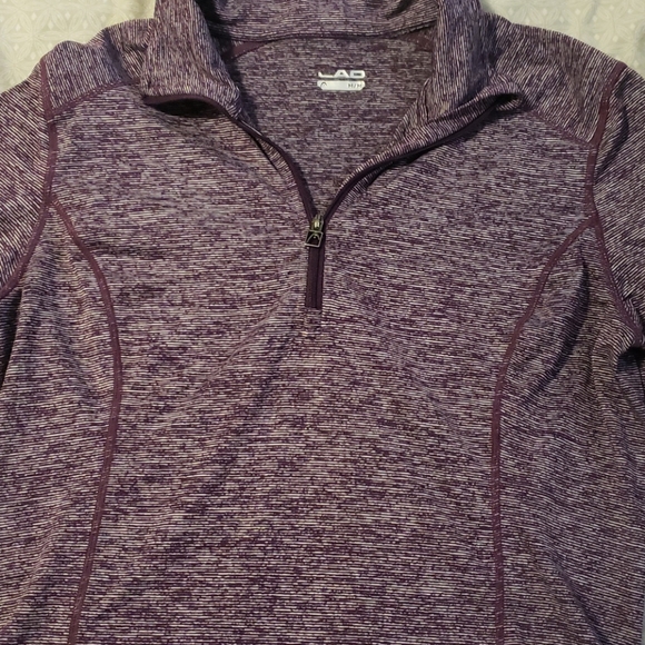 Sweat shirt - Picture 2 of 3